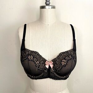 DKNY 32DD Seductive Lights Balconette Black Lace Slightly Padded Bra w/ Pink Bow